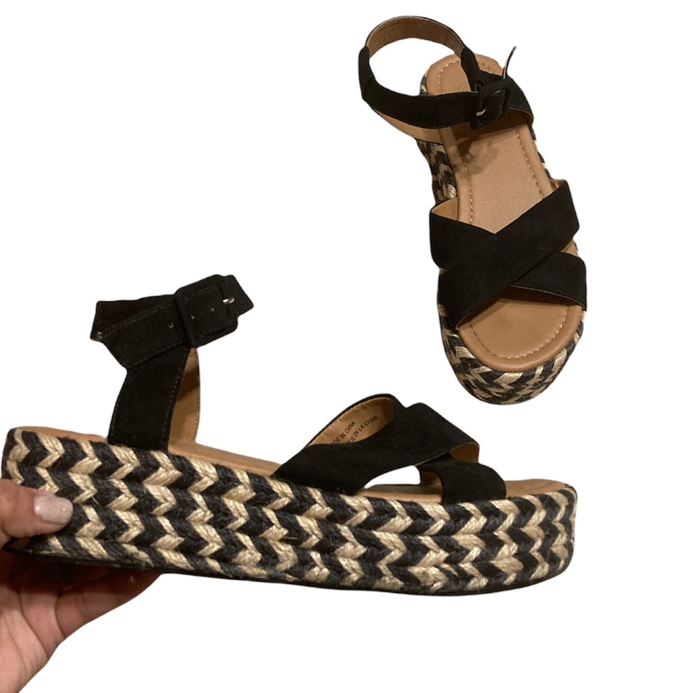 Urban Outfitters UO Platform Espadrille Black Suede Chevron Pattern Size 7